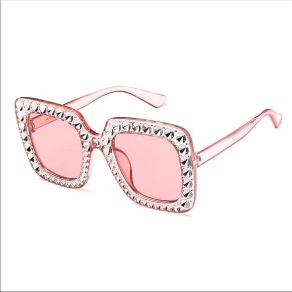 NEW ! Glam Shades (*Not included in $10 sale) - Picture 4 of 6